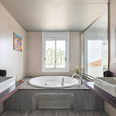 Miramar Holiday home *